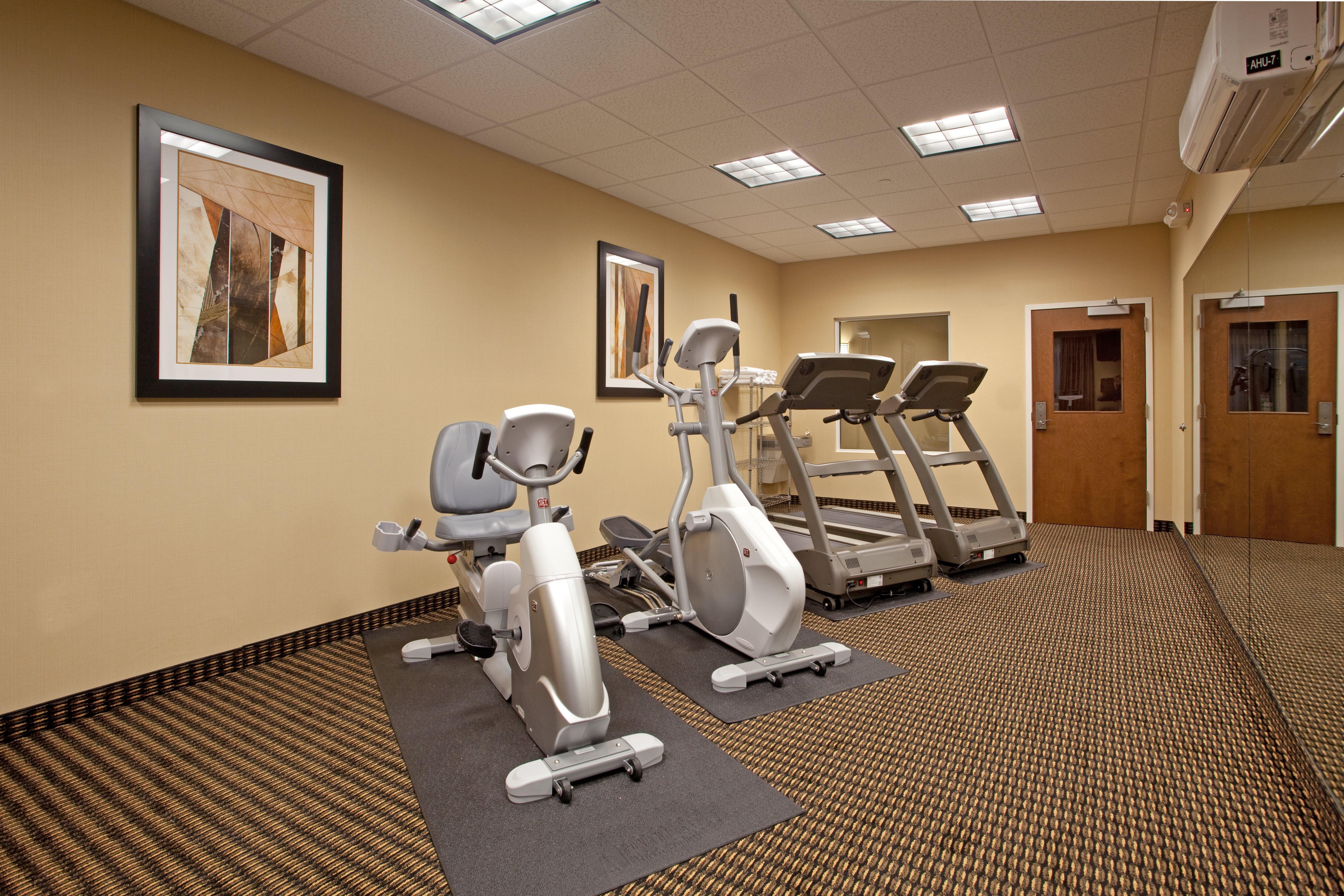 Holiday Inn Express Pembroke By Ihg מראה חיצוני תמונה