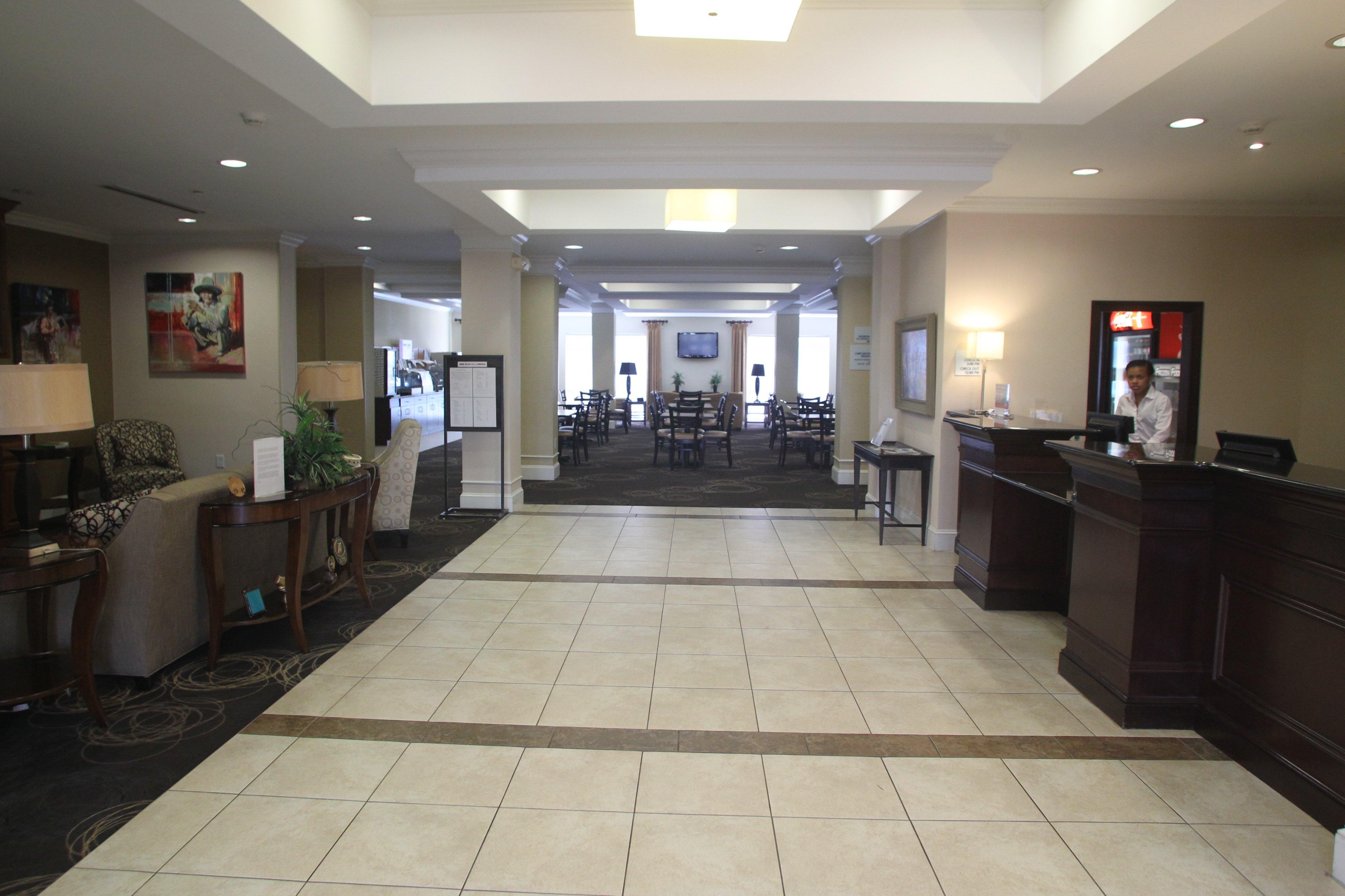 Holiday Inn Express Pembroke By Ihg מראה חיצוני תמונה