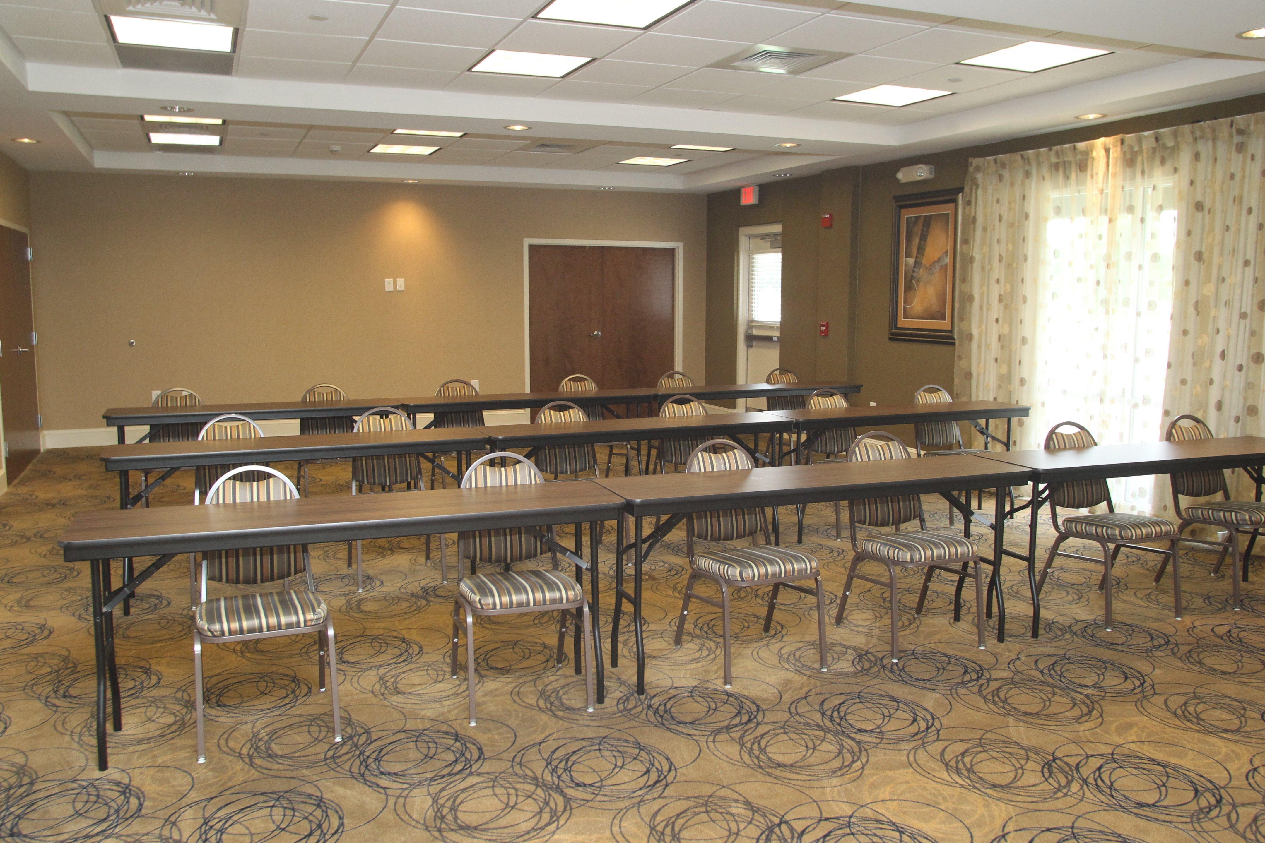 Holiday Inn Express Pembroke By Ihg מראה חיצוני תמונה
