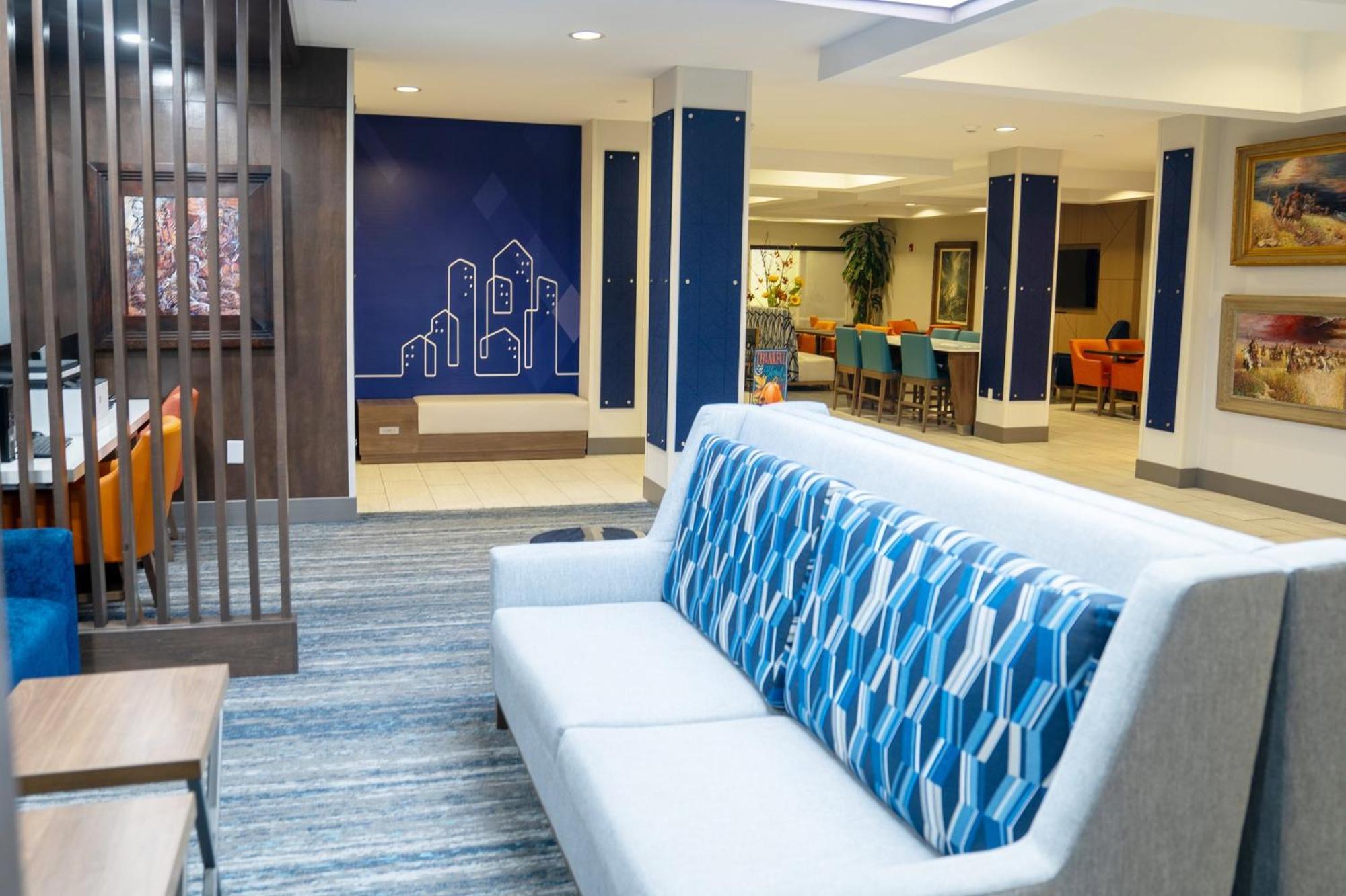 Holiday Inn Express Pembroke By Ihg מראה חיצוני תמונה