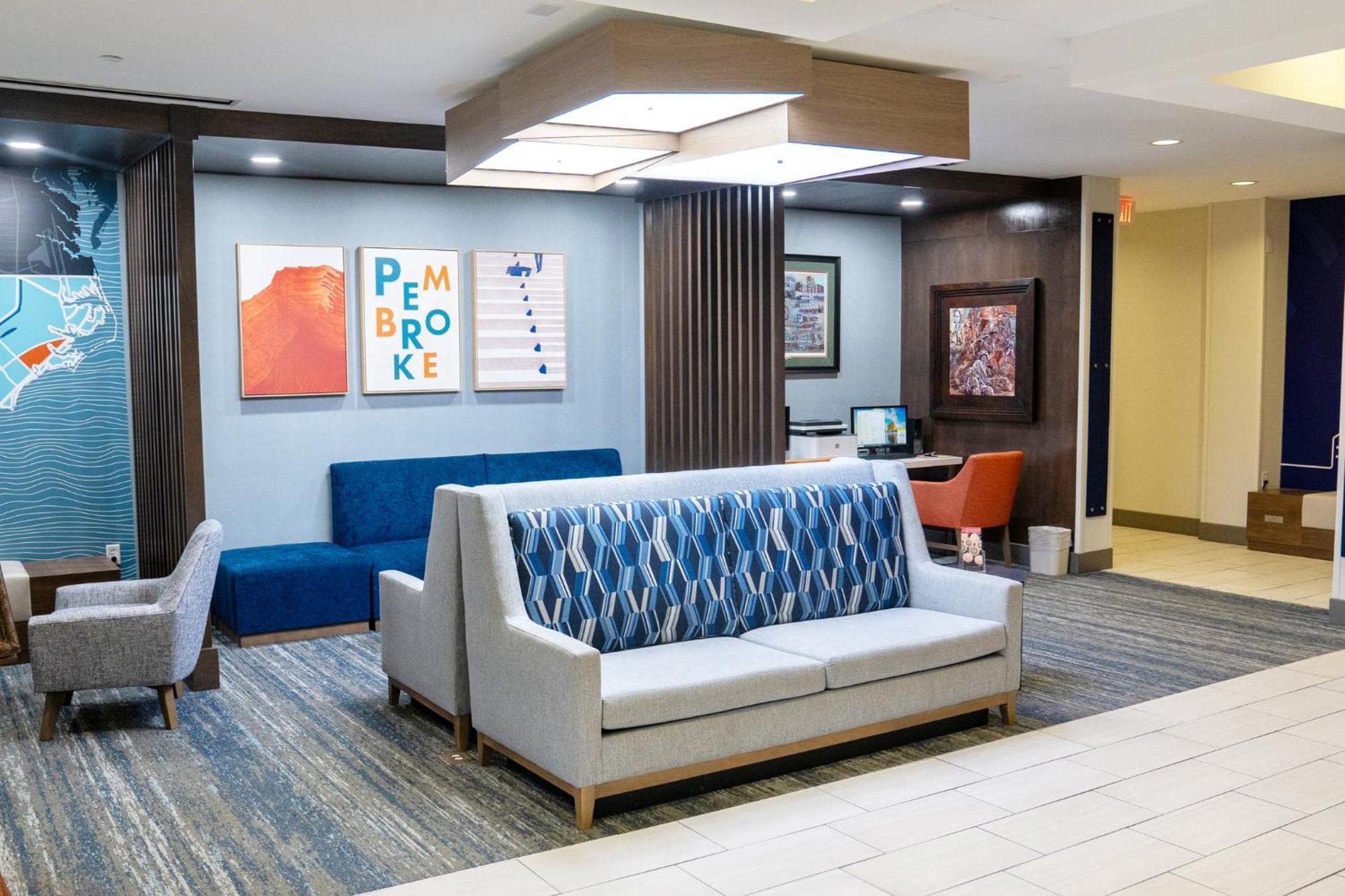 Holiday Inn Express Pembroke By Ihg מראה חיצוני תמונה