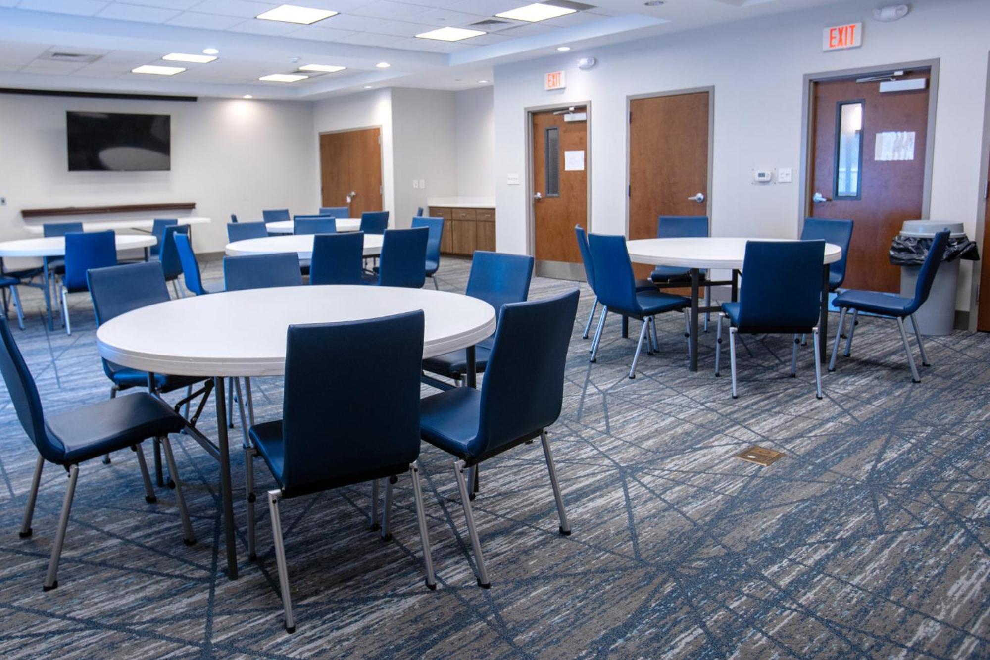 Holiday Inn Express Pembroke By Ihg מראה חיצוני תמונה
